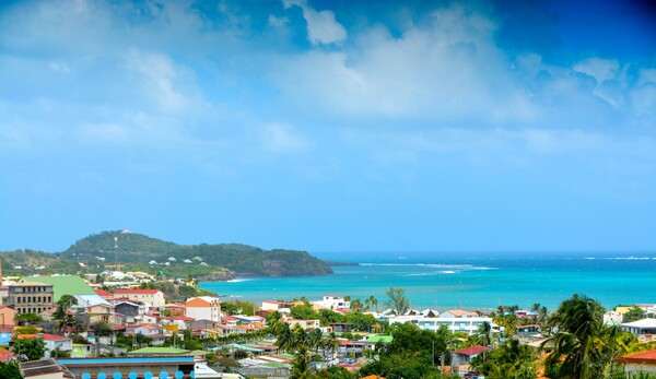 Peut-on combiner Martinique et Guadeloupe ?