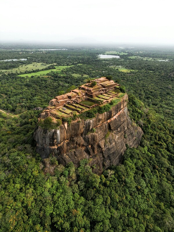 Rocher du Lion à Sigiriya