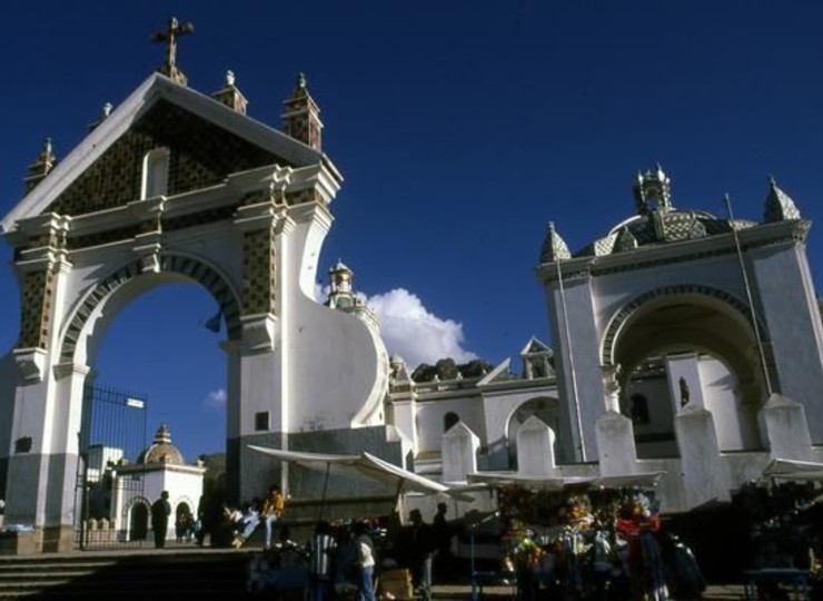 Voyage Bolivie Lac Titicaca Copacabana shrine