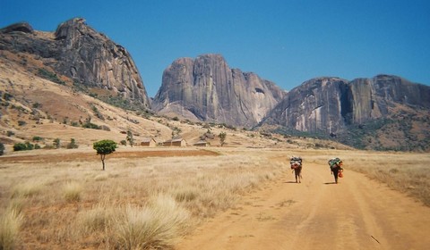 Ranohira  - Ambalavao - Fianarantsoa