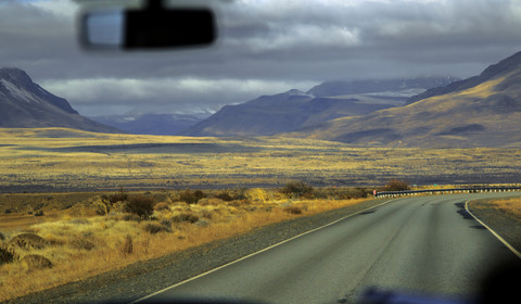 Punta Arenas - Puerto Natales - EcoCamp Patagonia