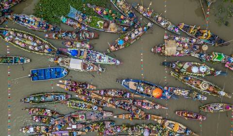 Bangkok (B)