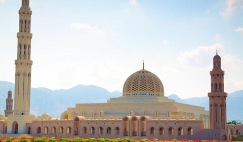 Nizwa.  Sultan Qaboos Grand Mosque, Bait Al Safah, Wadi Ghul.