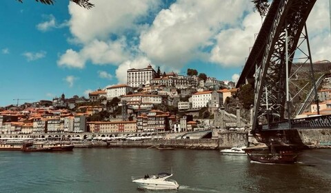 Porto.  Aeroporto Francisco Sá Carneiro.