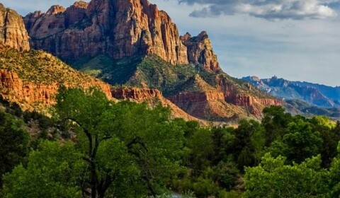 St. George.  Parc National De Zion.