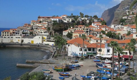 Machico, Caniçal, Santa Cruz, Funchal.  Ponta De São Lourenço, Camacha, Santo António Da Serra.
