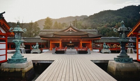Hiroshima → Miyajima