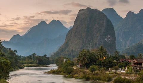 Luang Prabang - Vang Vieng (1h De Train) (B)