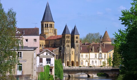 Genève - Paray-le-Monial - Genève
