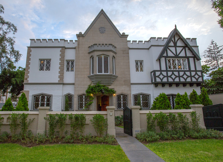 Pérou Voyage Lima Atemporal maison de l'extérieur