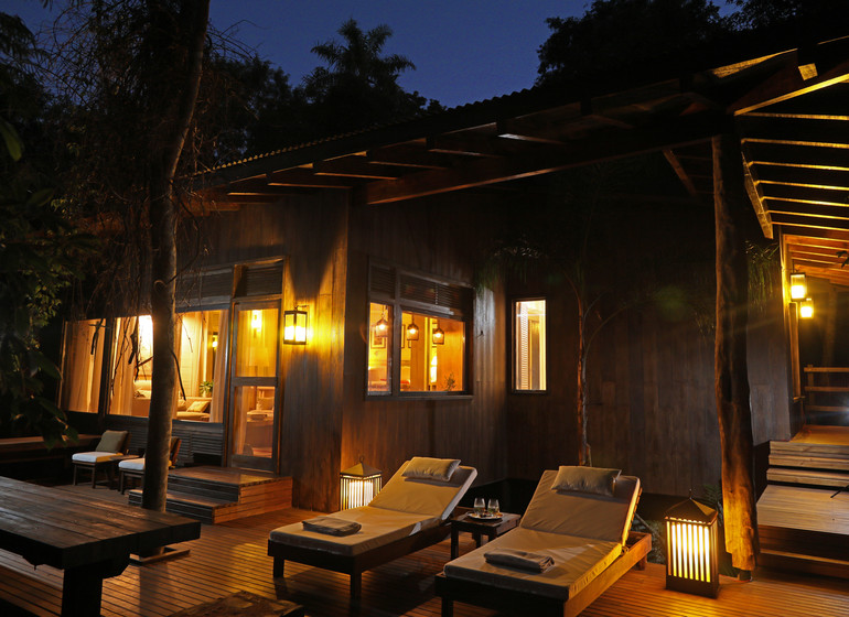 Argentine Voyage Iguazu Awasi Lodge terrasse nuit