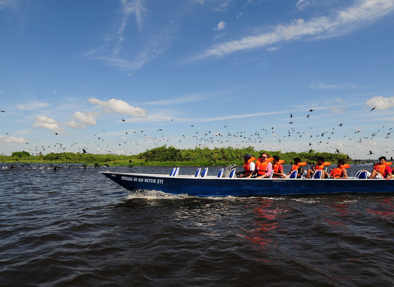 Brésil Voyage Pantanal Rio Mutum excursion bateau à moteur