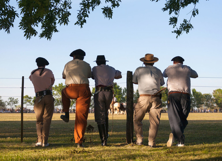 Argentine Voyage gauchos de dos