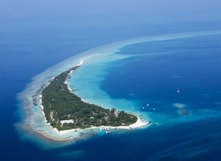 Kuramathi Island Resort