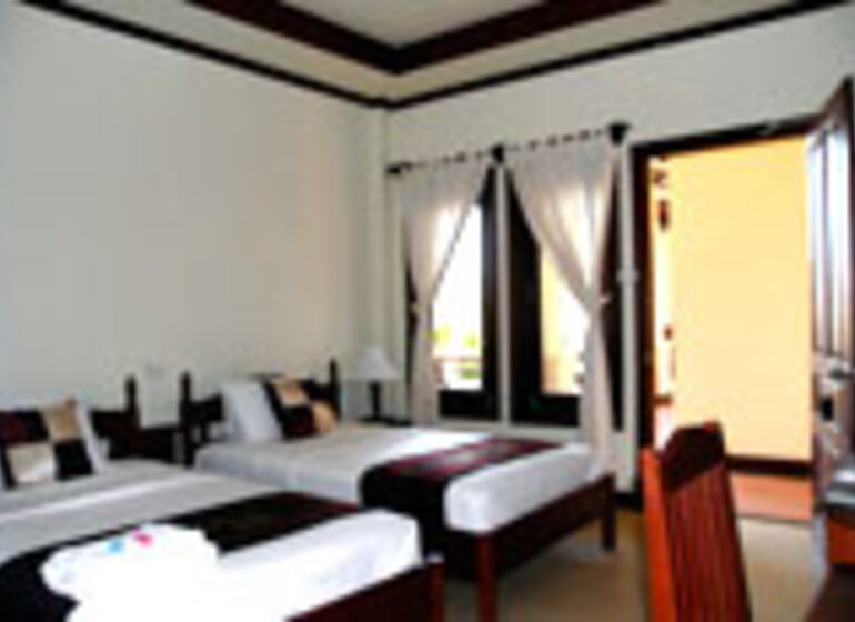 Pon Arena Hotel  Laos