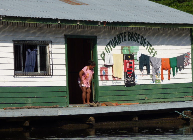 Brésil Voyage Amazonie maison flottante Réserve de Mamirauá