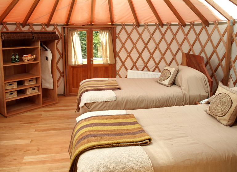 Chili Voyage Patagonia Camp yurt twin intérieur