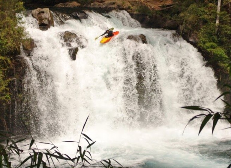 Chili Voyage Vira Vira andbeyond kayaking osé