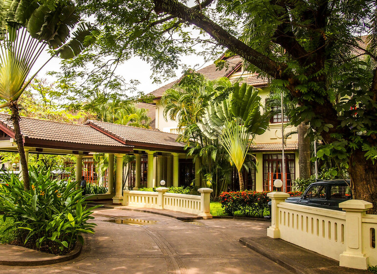 Hôtel Settha Palace