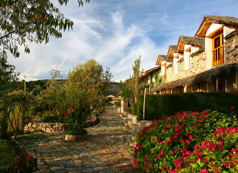 Suasi Island Lodge