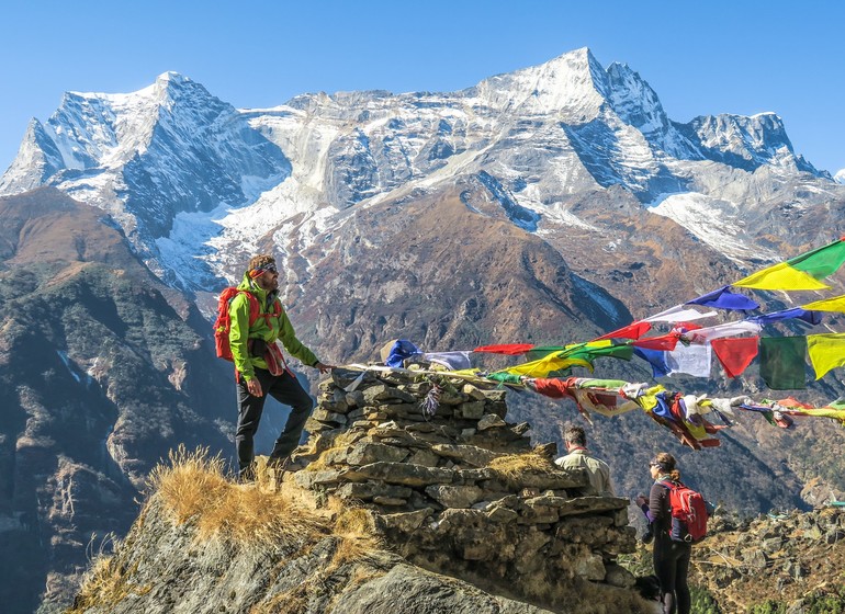 Trek avec vue sur les sommets Himalayens