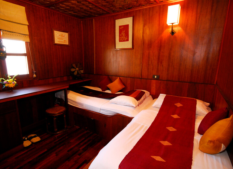 Hôtel Bateau Vat Phou**