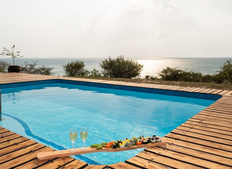 voyage-mozambique-anantara resort-piscine-bazaruto