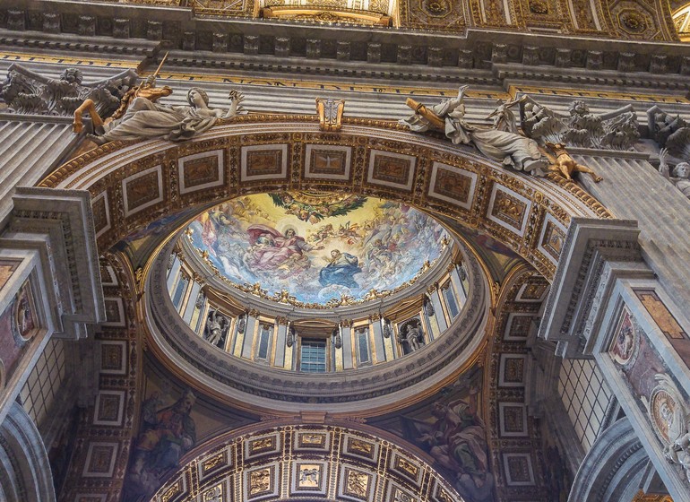 Grands-parents et petits-enfants à Rome