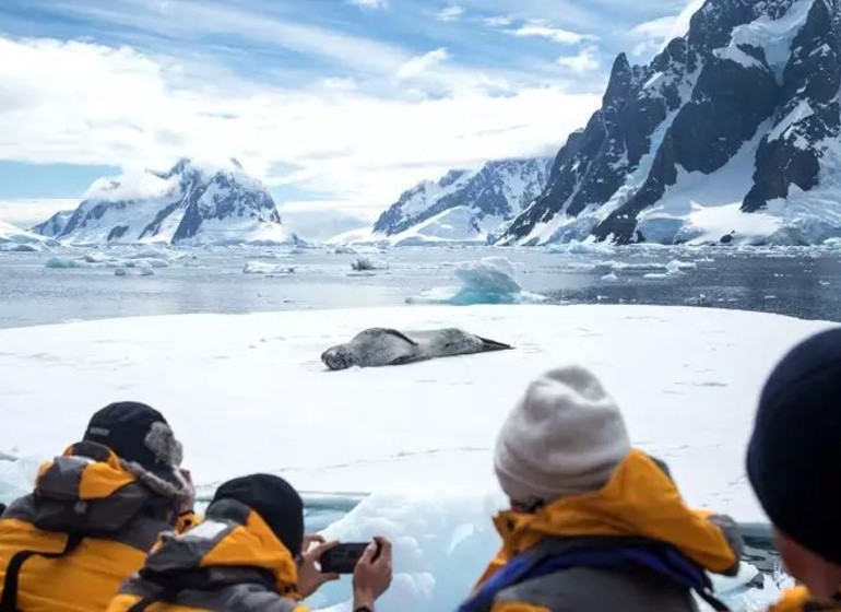 Antarctic Express : traversée du cercle Antarctique