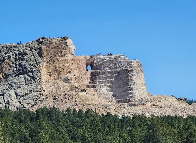 PARCOUREZ LES LÉGENDAIRES ROCHEUSES