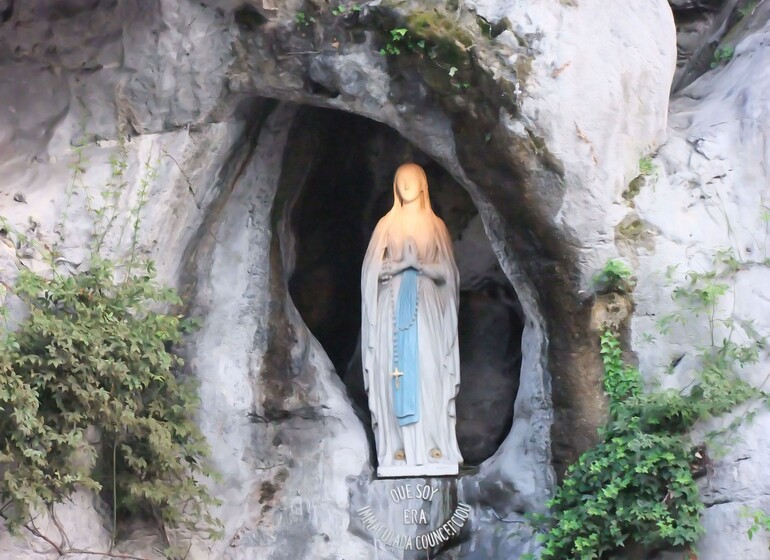 Pèlerinage du Rosaire : Lourdes