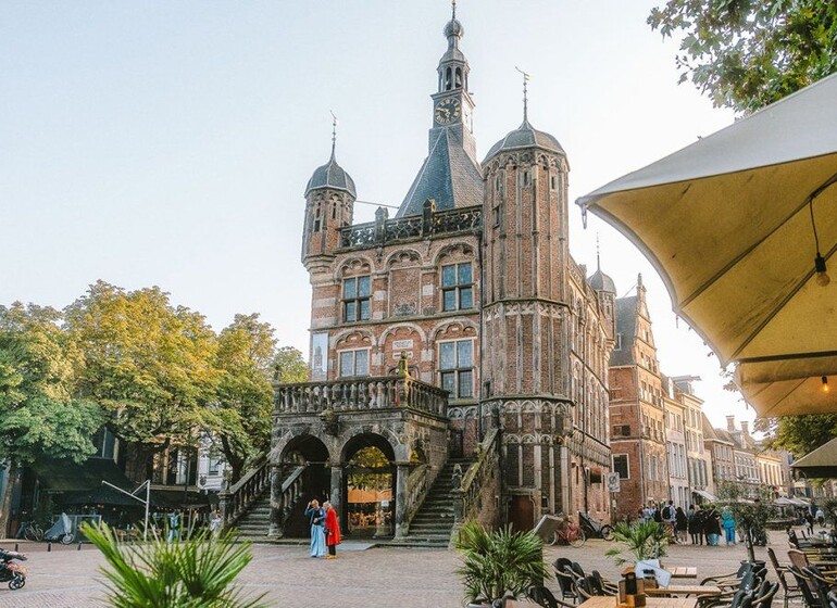 Sur les traces de Etty Hillesum