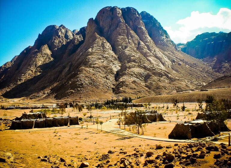 Des Pyramides au Mont Sinaï du 5 au 17 juillet 2026 avec le père Antoine Salina