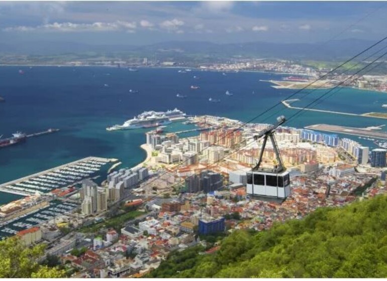 De Lisbonne à Malaga : Croisière en voilier en Méditerranée