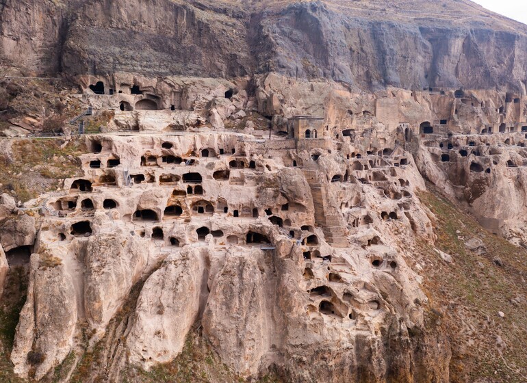 Vardzia, cité troglodytique