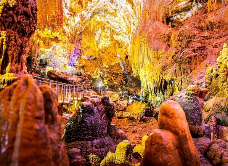 Grotte de Prométhée en Géorgie