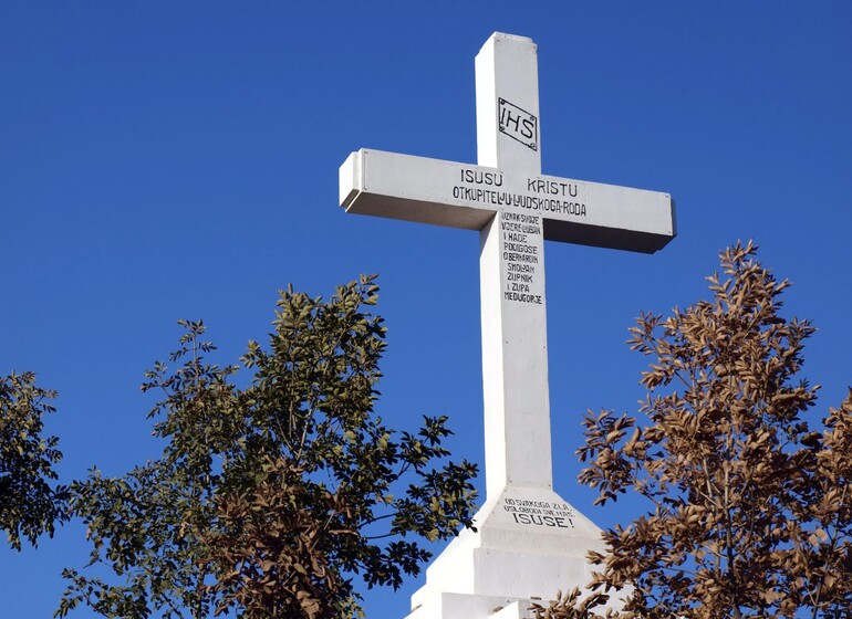 Voyage pèlerinage Medjugorje croix