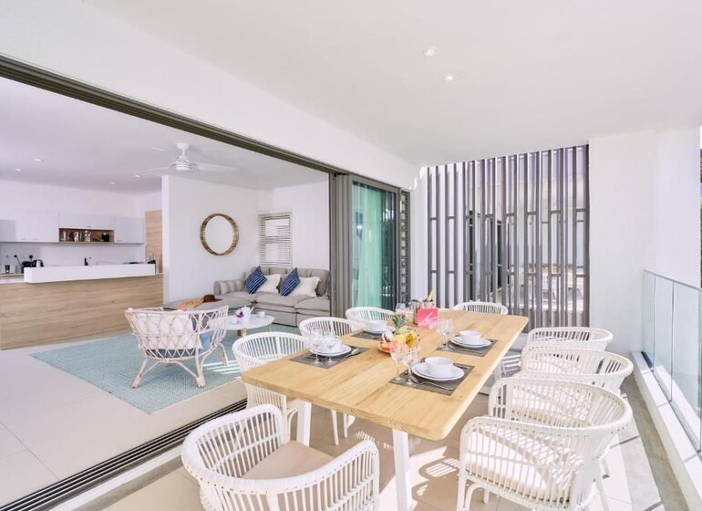 Les Estivales Apartments
