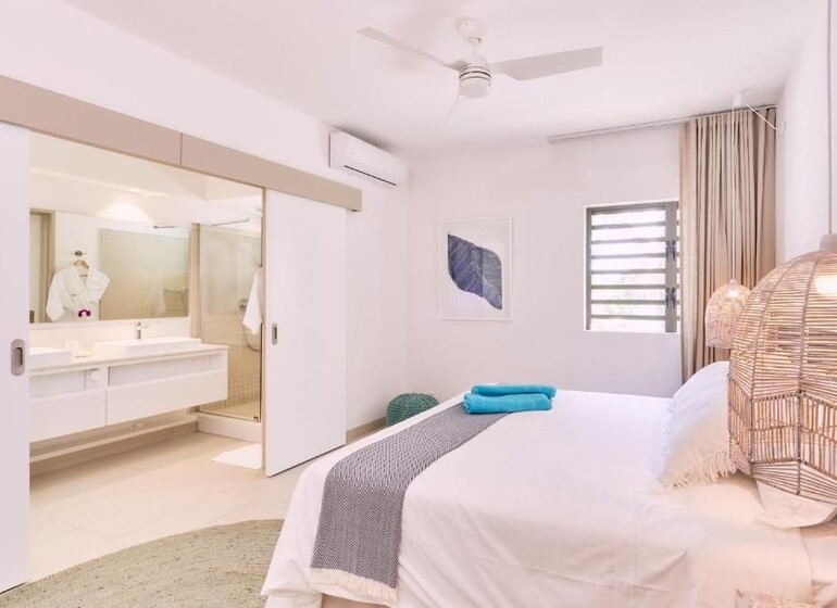 Les Estivales Apartments